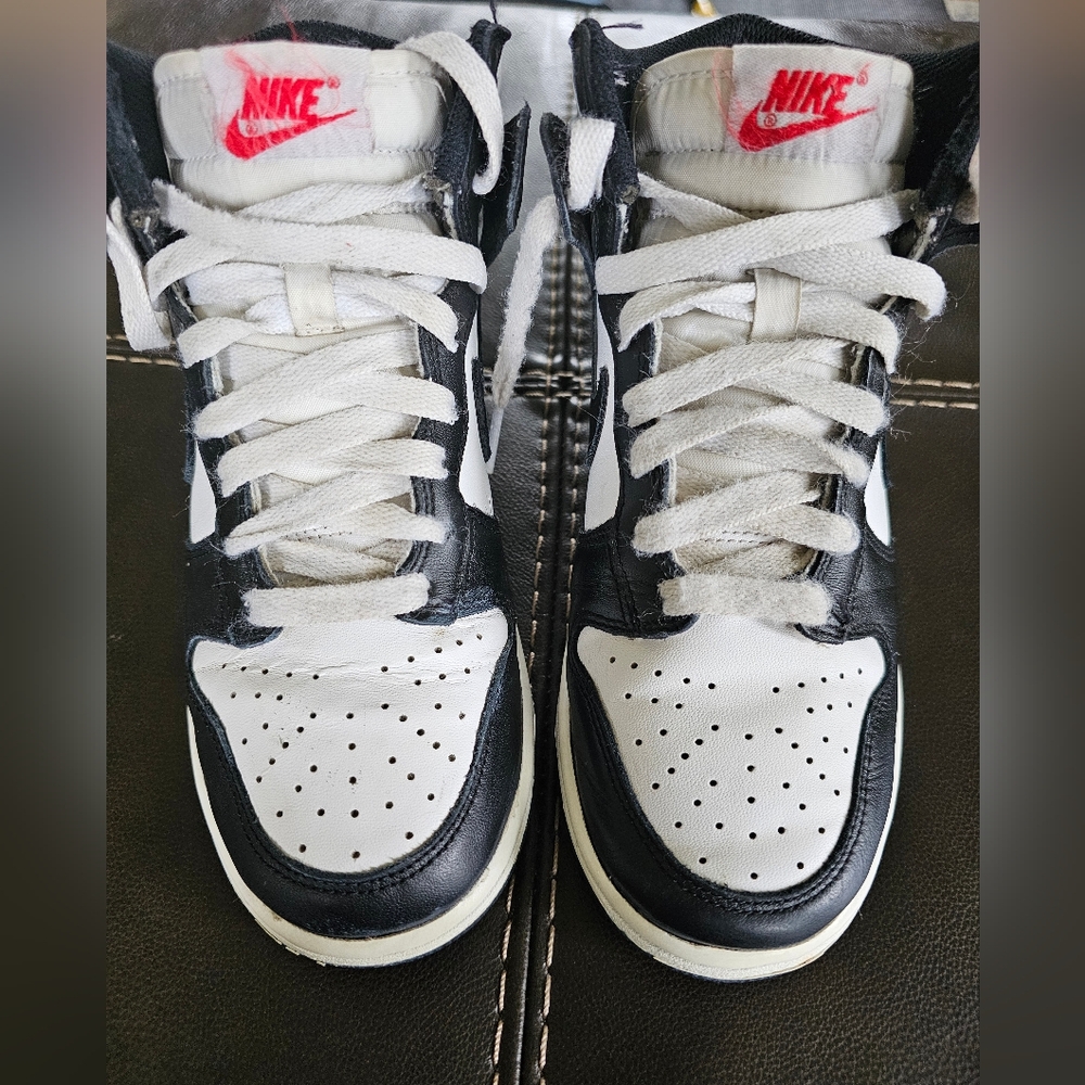 Nike Dunk High - image 2
